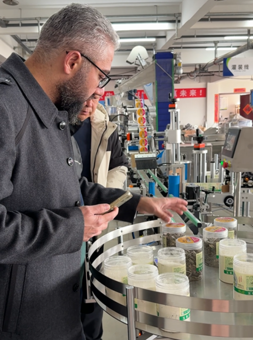 海外客戶驚嘆德仕達智能設備的技術